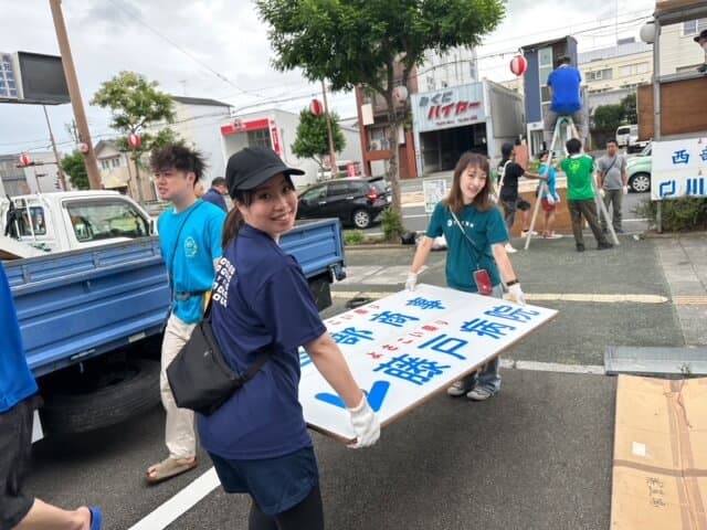 競演場の撤収作業